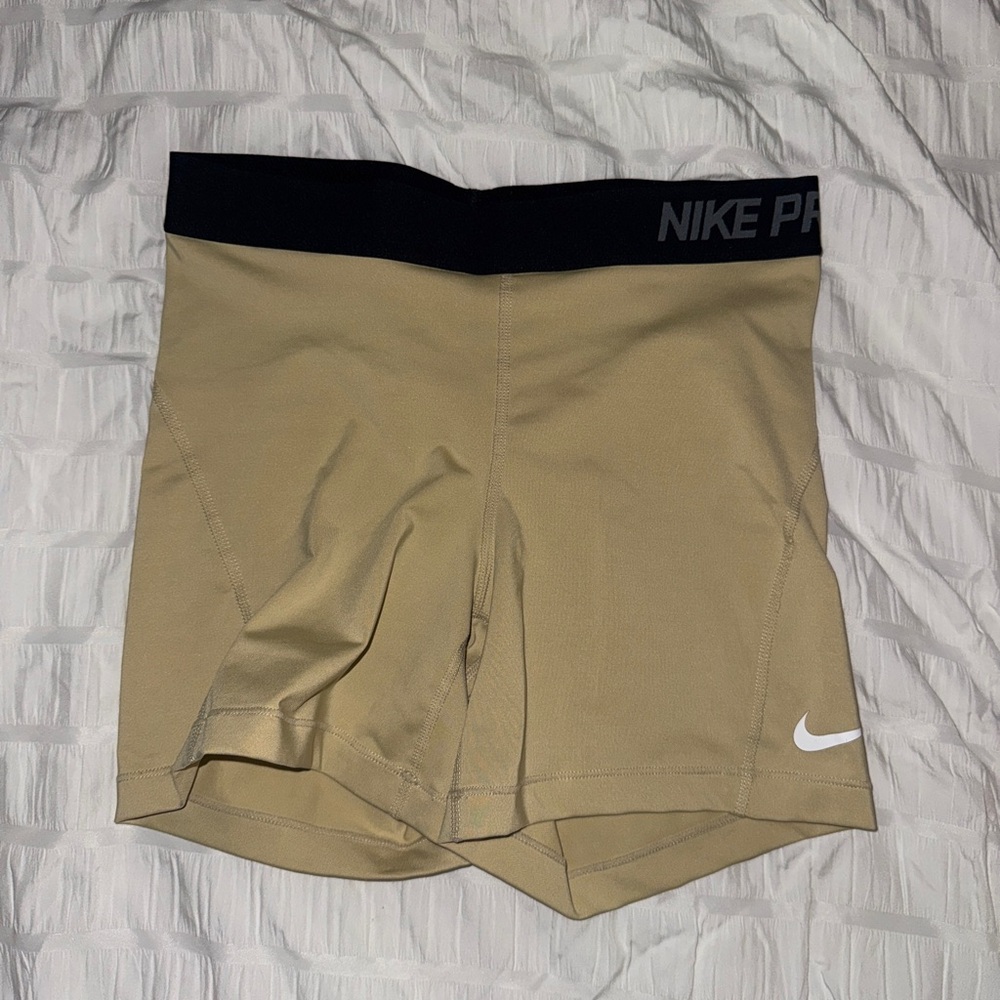 Nike Women's Gold Pro Shorts